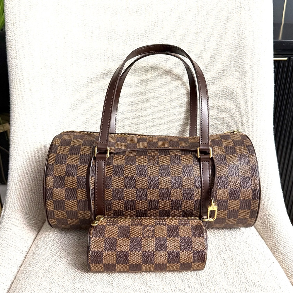 Authentic Louis Vuitton Papillon 30 Damier Ebene
N51303 brown with mini pouch - Picture 4 of 16